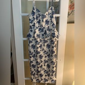 EN SAISON Something About Me Vintage Floral Jacquard Midi Dress